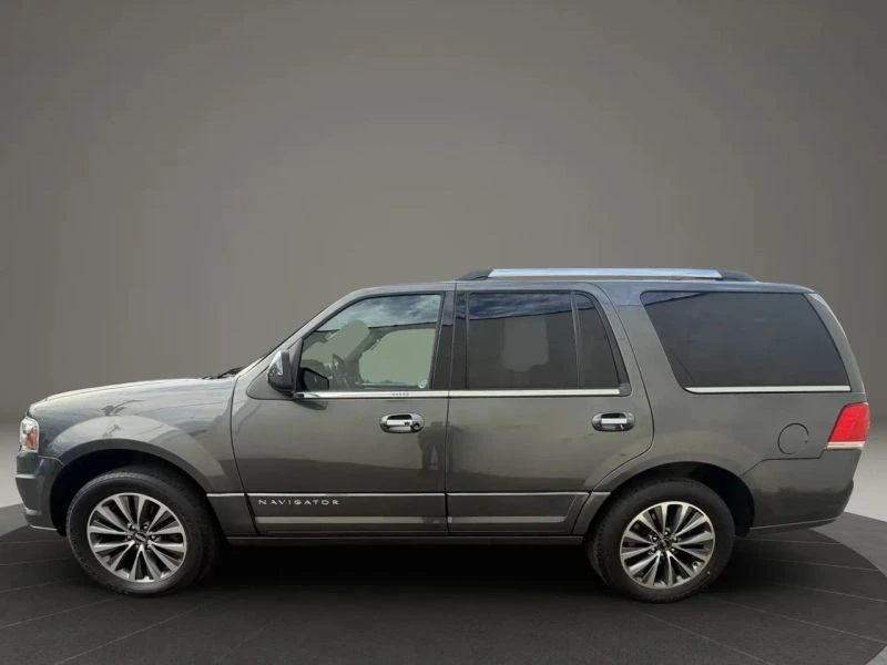 2016 Lincoln Navigator 3rd Gen - Image 8 of 12