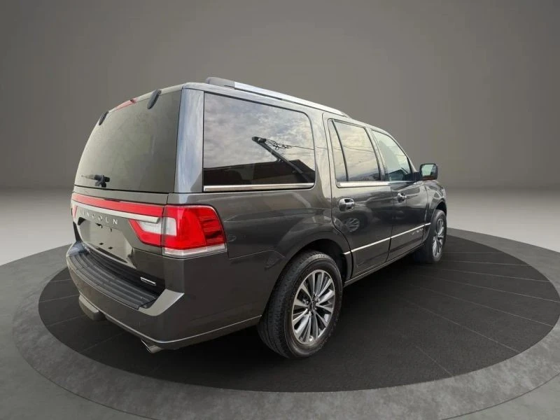 2016 Lincoln Navigator 3rd Gen - Image 5 of 12