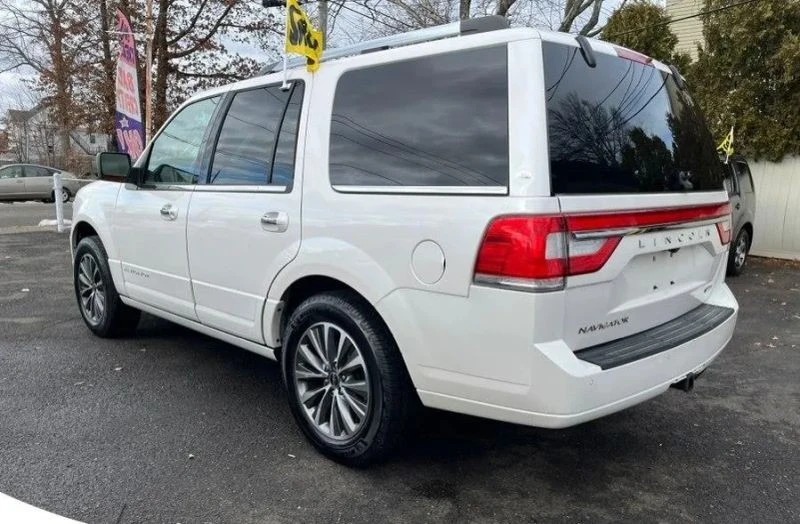 2016 Lincoln Navigator 3rd Gen - Image 7 of 12