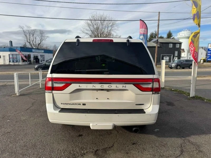 2016 Lincoln Navigator 3rd Gen - Image 12 of 12