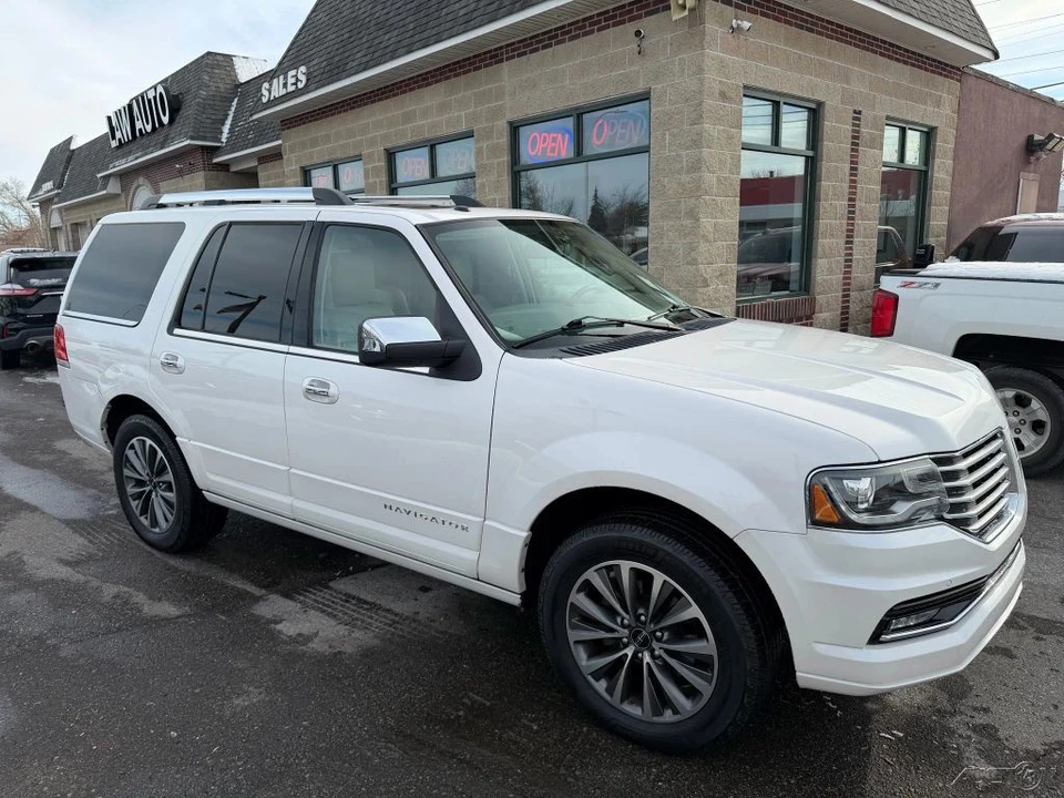 2016 Lincoln Navigator 3rd Gen - Image 7 of 12