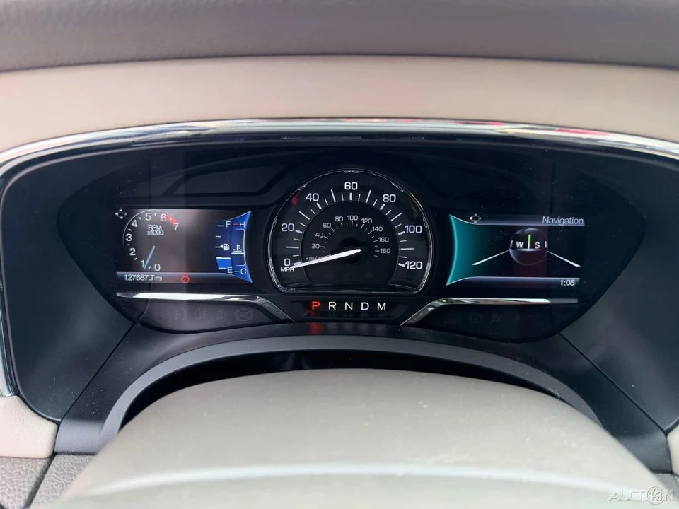 2016 Lincoln Navigator 3rd Gen - Image 19 of 21