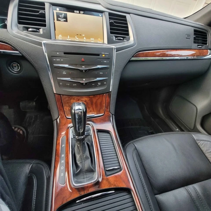 2016 Lincoln MKS - Image 9 of 14