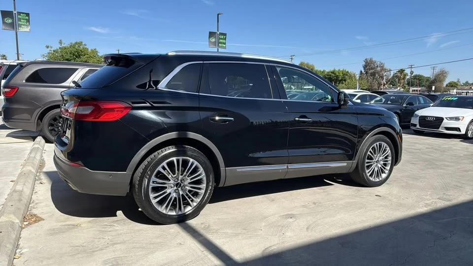 2016 Lincoln MKX - Image 10 of 18