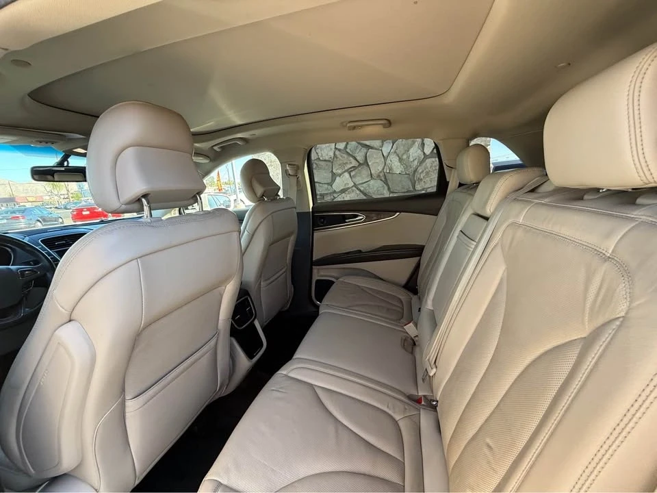 2016 Lincoln MKX - Image 9 of 12