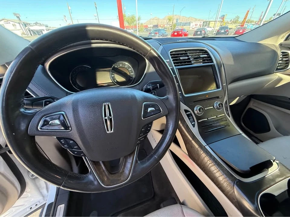2016 Lincoln MKX - Image 10 of 12