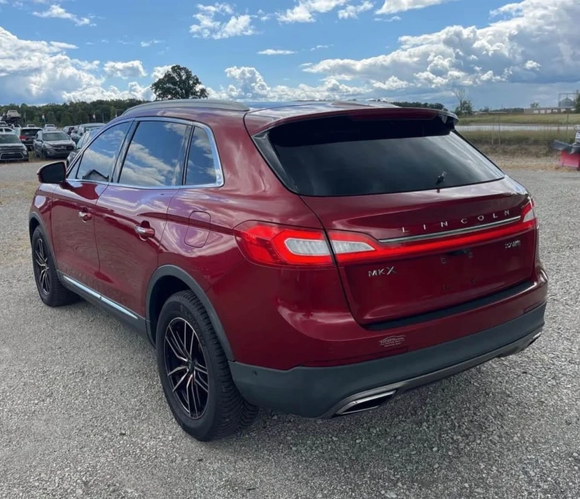 2016 Lincoln MKX - Image 4 of 11