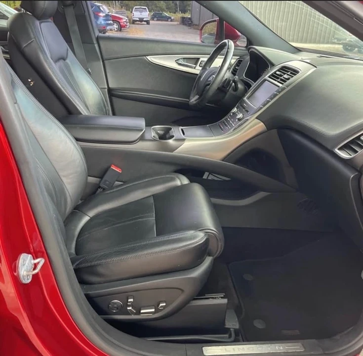 2016 Lincoln MKX - Image 10 of 11