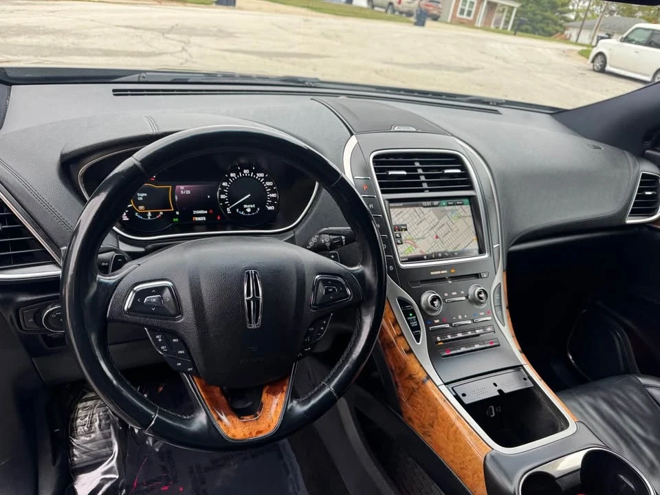 2016 Lincoln MKX - Image 8 of 15
