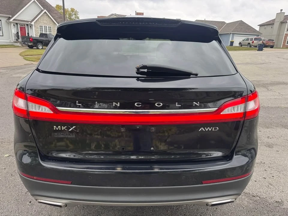 2016 Lincoln MKX - Image 5 of 15