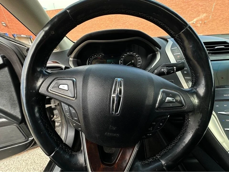 2016 Lincoln MKZ - Image 16 of 19