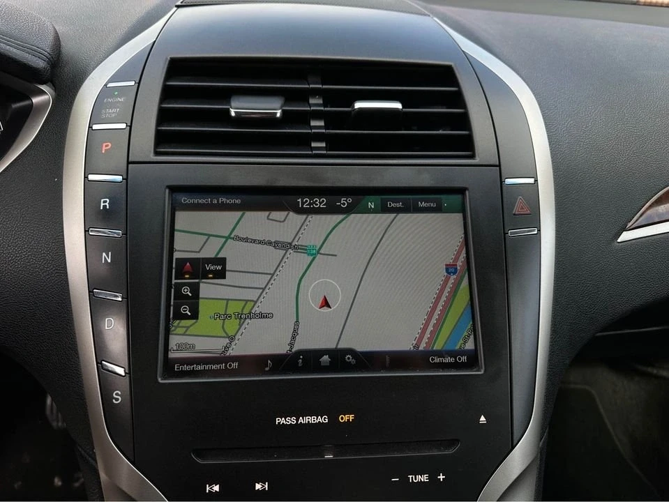 2016 Lincoln MKZ - Image 17 of 19
