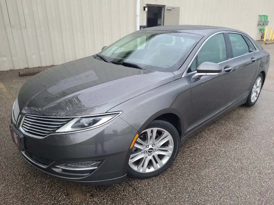 2016 Lincoln MKZ - Image 2 of 12