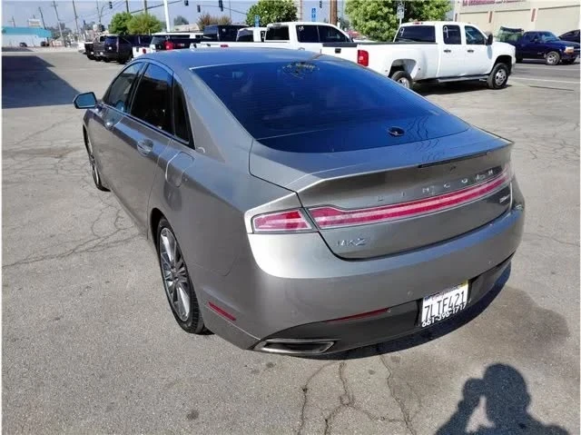 2016 Lincoln MKZ - Image 14 of 18