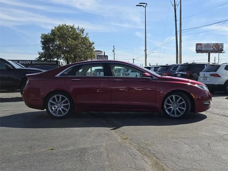 2016 Lincoln MKZ - Image 13 of 20