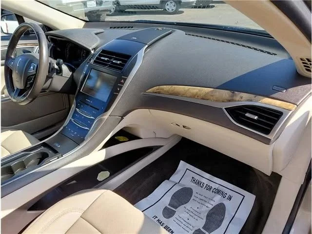 2016 Lincoln MKZ - Image 10 of 18