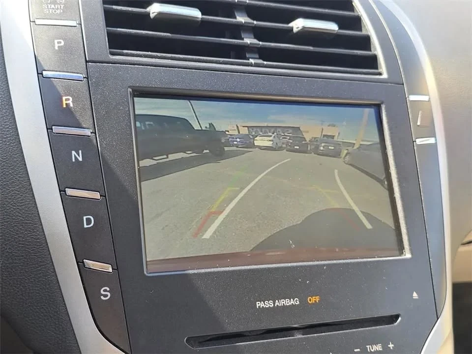 2016 Lincoln MKZ - Image 4 of 20