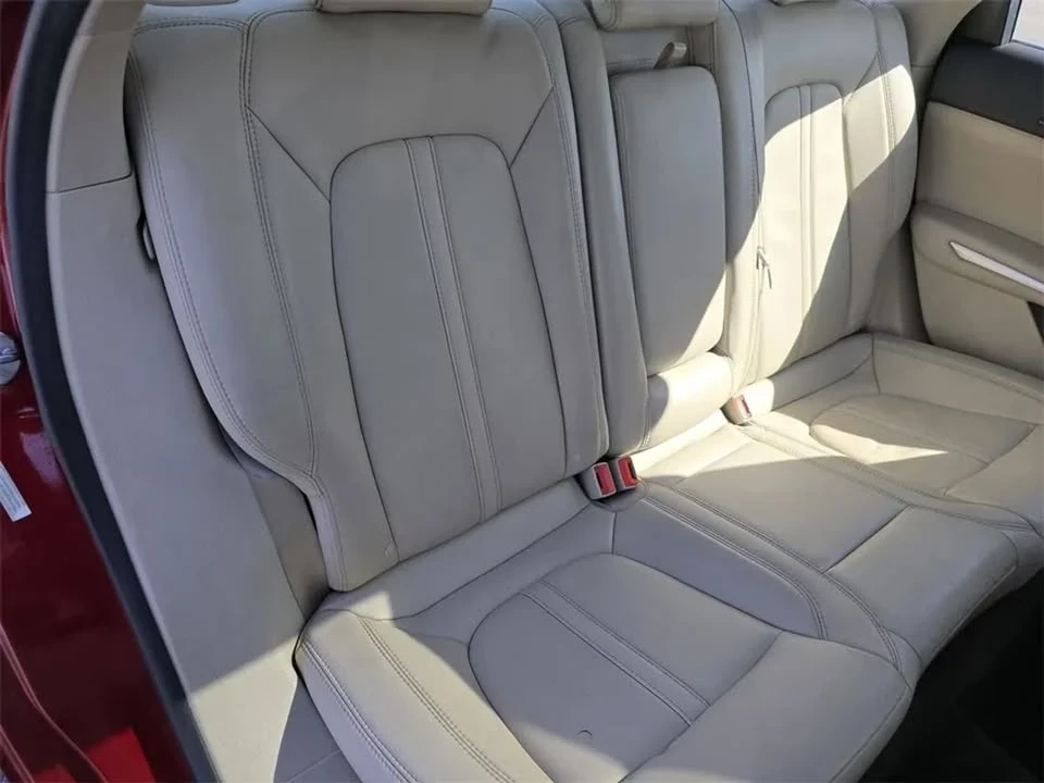 2016 Lincoln MKZ - Image 19 of 20