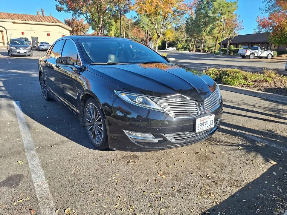 2016 Lincoln MKZ - Image 2 of 11
