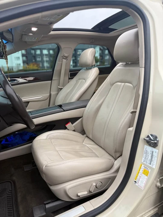 2016 Lincoln MKZ - Image 11 of 18