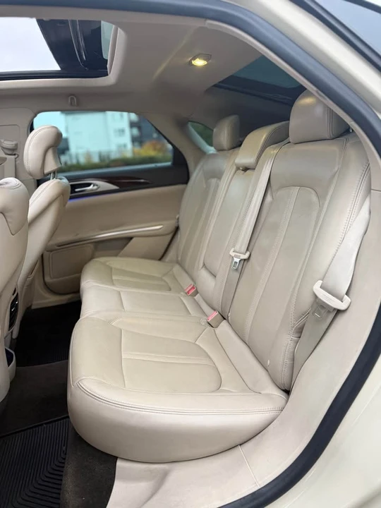 2016 Lincoln MKZ - Image 12 of 18