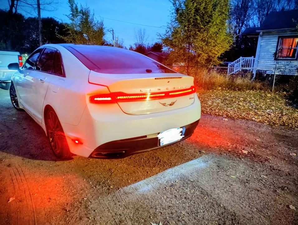 2016 Lincoln MKZ - Image 3 of 7