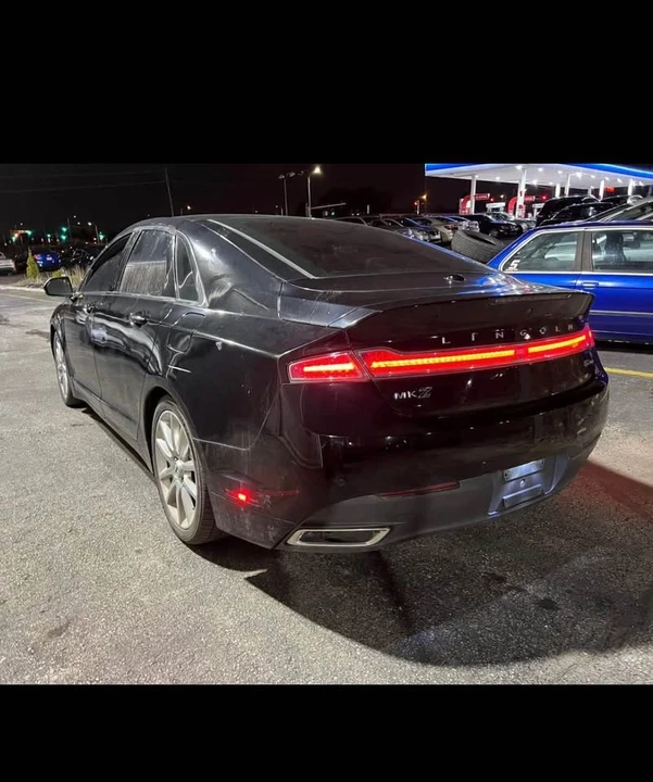 2016 Lincoln MKZ - Image 7 of 8