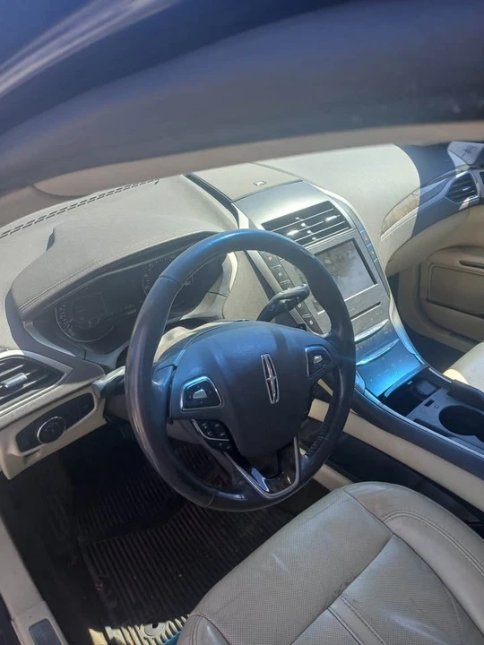 2016 Lincoln MKZ - Image 3 of 7