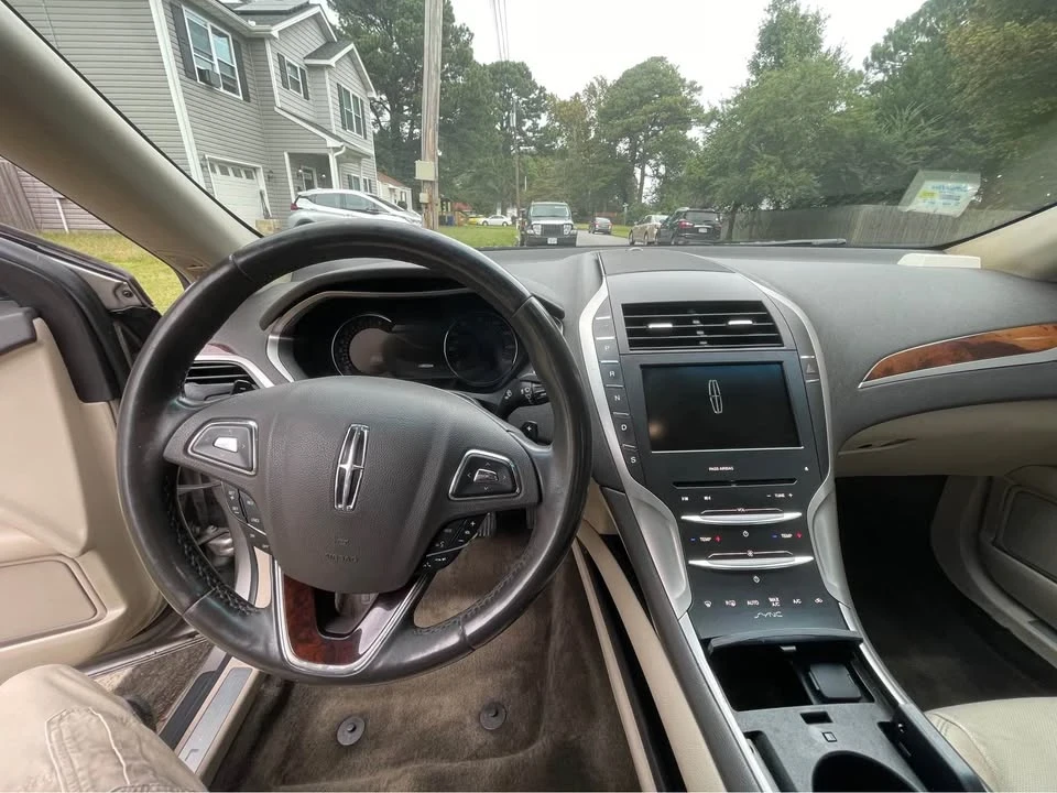 2016 Lincoln MKZ - Image 5 of 8