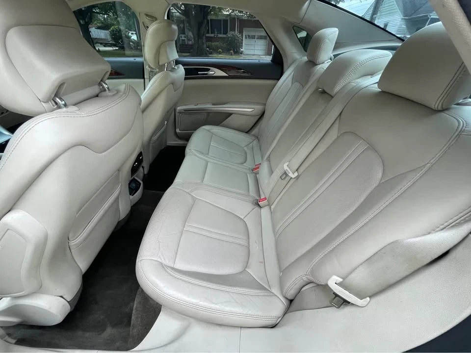 2016 Lincoln MKZ - Image 8 of 8