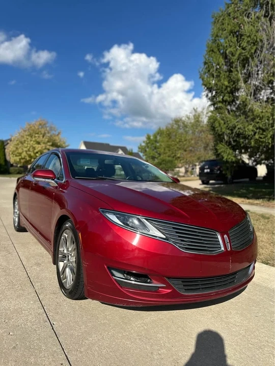 2016 Lincoln MKZ - Image 2 of 9