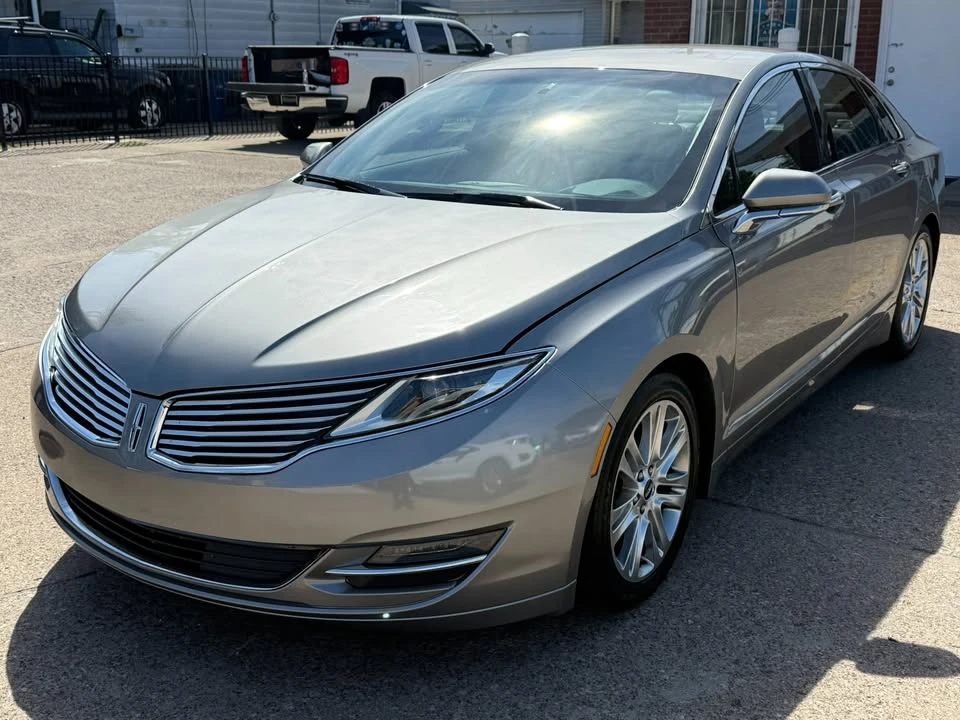 2016 Lincoln MKZ - Image 2 of 18