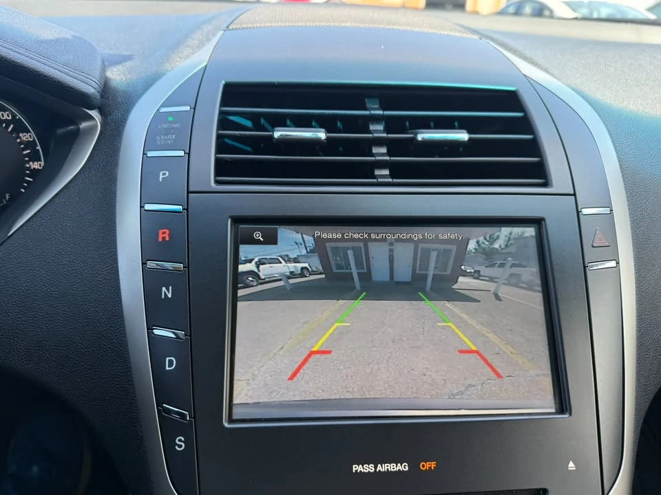 2016 Lincoln MKZ - Image 14 of 18