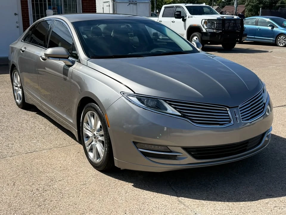 2016 Lincoln MKZ - Image 7 of 18