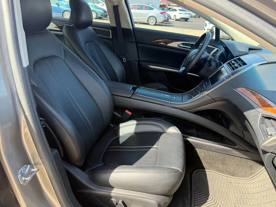 2016 Lincoln MKZ - Image 15 of 18