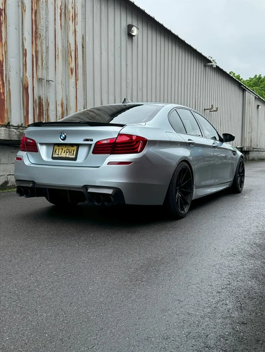 2016 BMW F10 M5 - Image 2 of 5