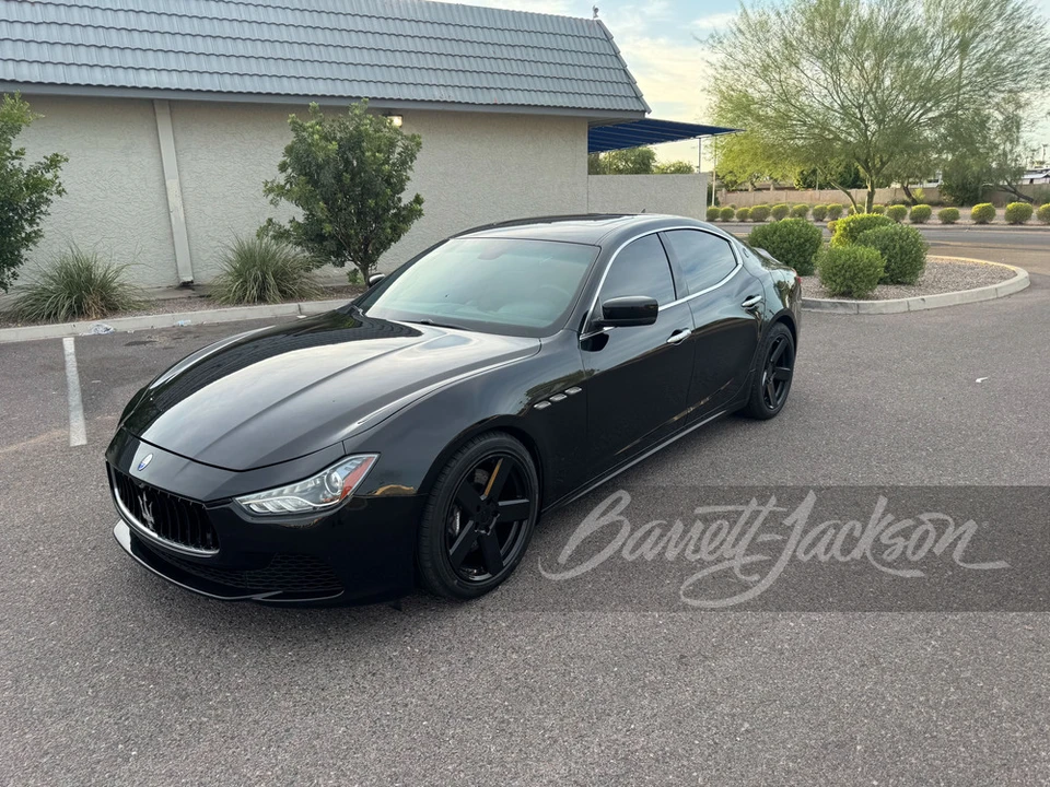 2016 Maserati Ghibli 3rd Gen - Image 11 of 18