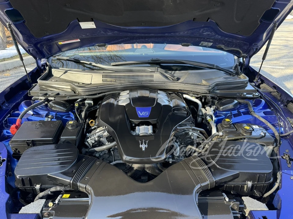 2016 Maserati Ghibli 3rd Gen - Image 3 of 11