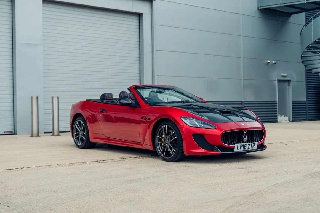 2016 Maserati GranTurismo MC Stradale - Image 10 of 31