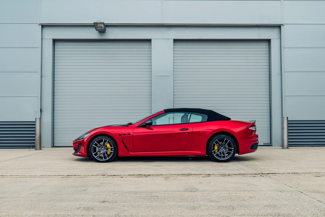 2016 Maserati GranTurismo MC Stradale - Image 14 of 31