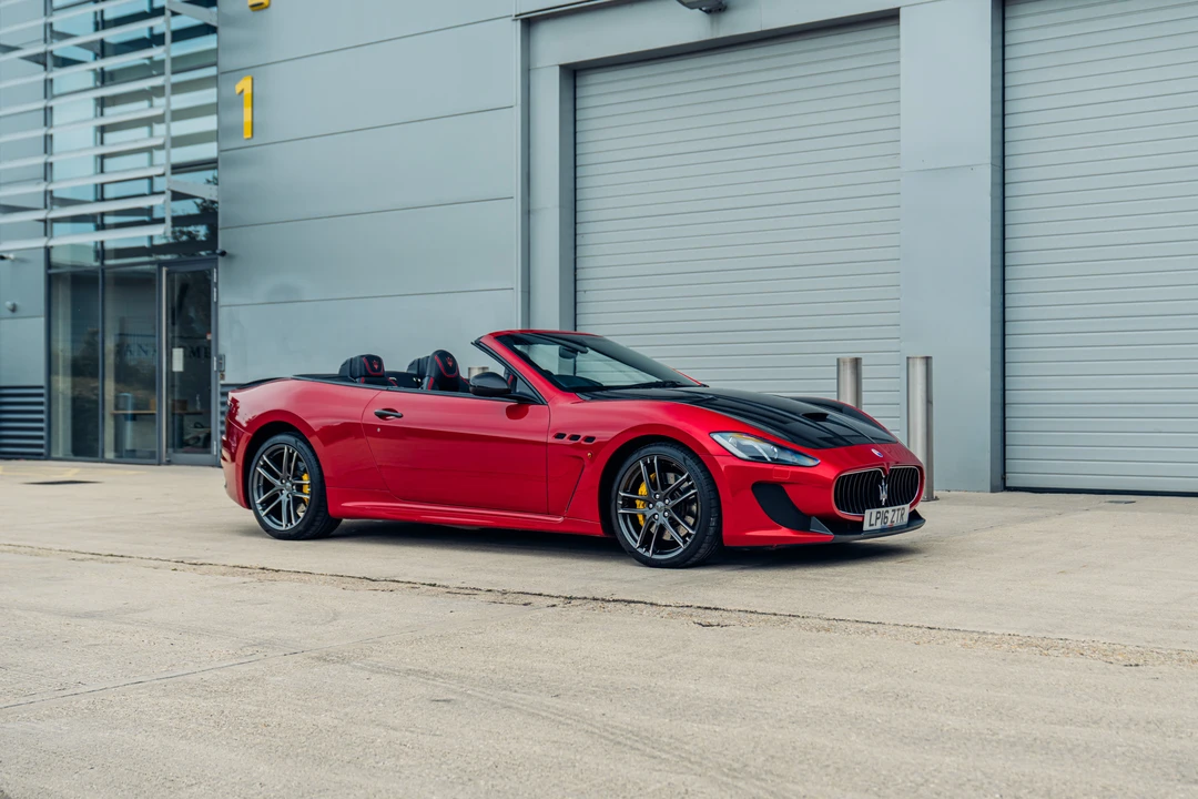 2016 Maserati GranTurismo MC Stradale - Image 21 of 31
