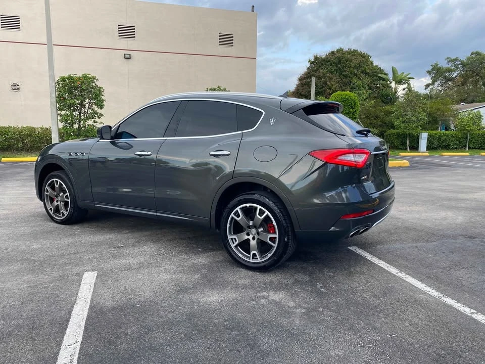 2016 Maserati Levante - Image 4 of 8