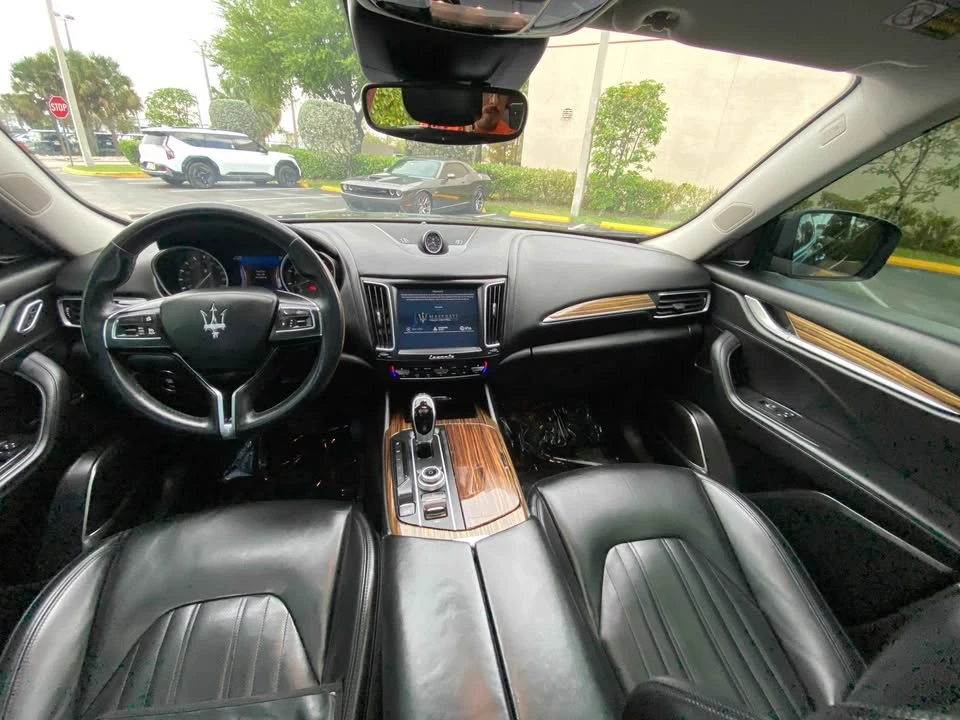 2016 Maserati Levante - Image 7 of 8