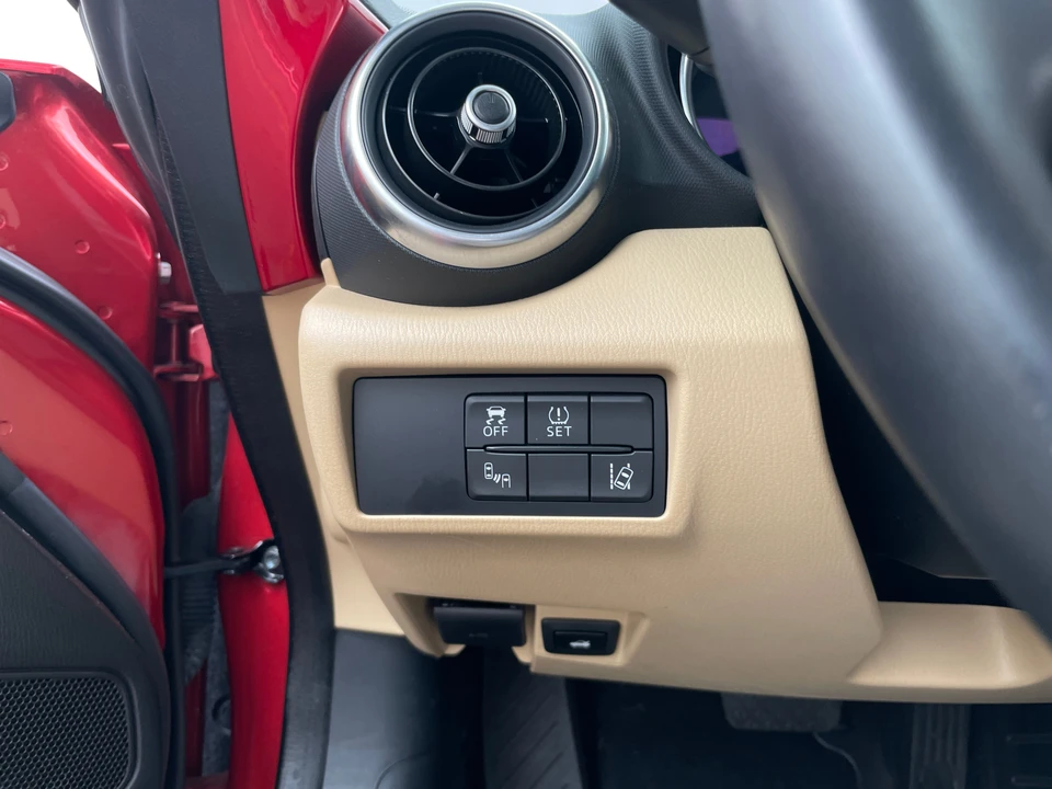 2016 Mazda ND MX-5 Miata - Image 9 of 31