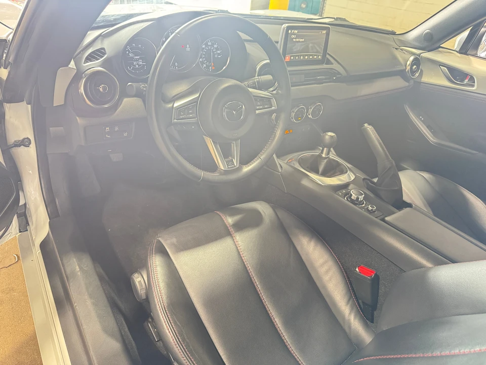 2016 Mazda ND MX-5 Miata - Image 2 of 31