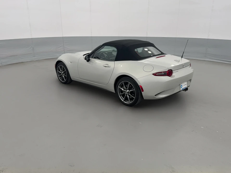 2016 Mazda ND MX-5 Miata - Image 28 of 31