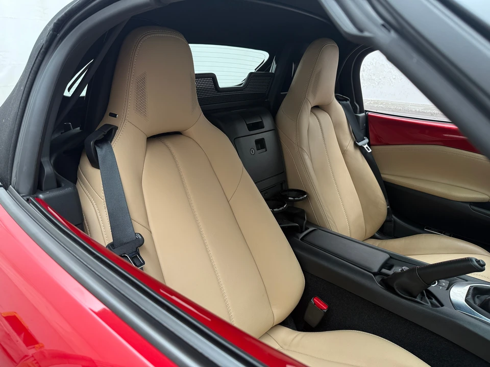 2016 Mazda MX-5 - Image 3 of 31