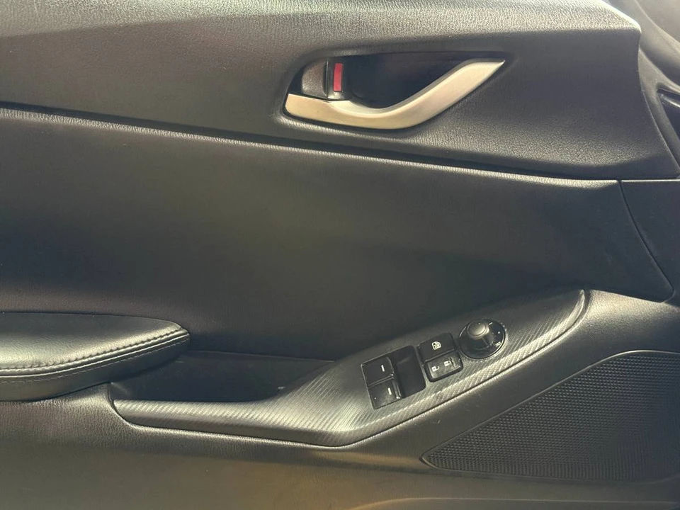 2016 Mazda ND MX-5 Miata - Image 2 of 10