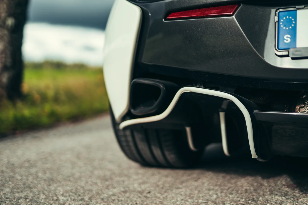 2016 McLaren 570S - Image 20 of 31
