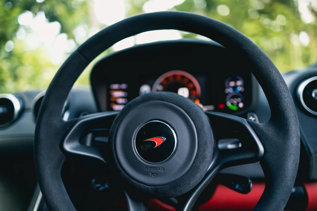 2016 McLaren 570S - Image 31 of 31